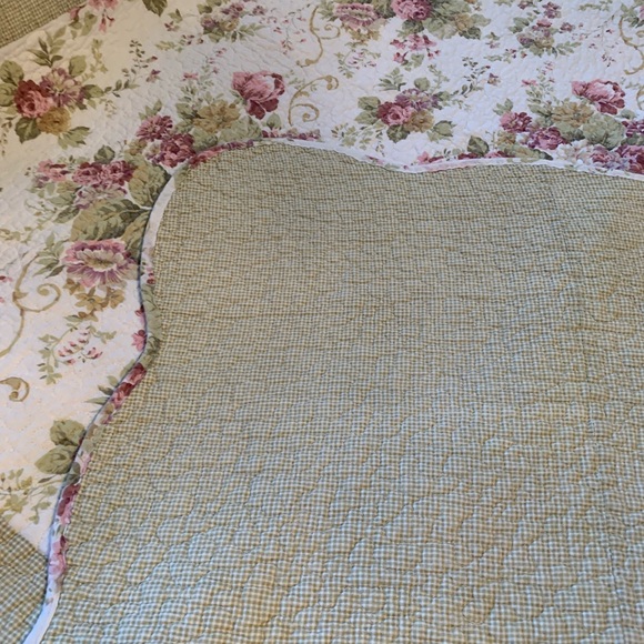 Vintage Floral quilt